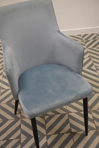 Стул на металлокаркасе Benza blue из шоурума 3