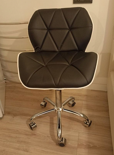 Компьютерный стул Trizor черный / белый фото покупателя 2