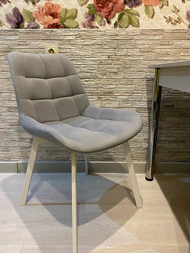 Стул на металлокаркасе Челси бежевый / черный фото покупателя 177