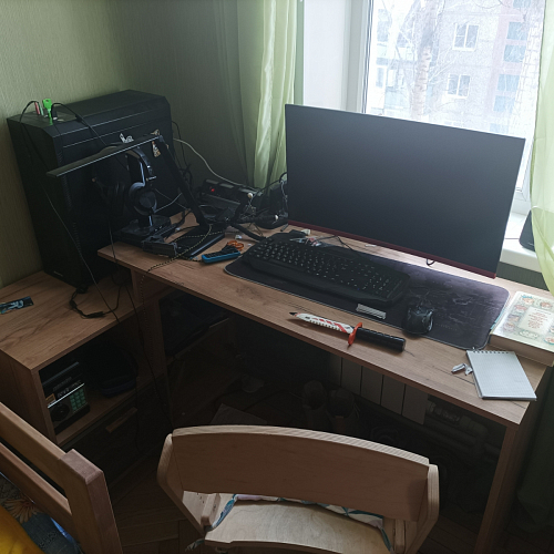 Письменный стол Эго Ст-2 на подиуме бетон светлый / камень темный фото покупателя 6