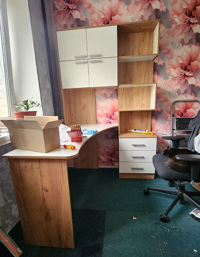 Компьютерный стол Ганор левый дуб вотан / белый  - Уцененный экземпляр фото покупателя 8