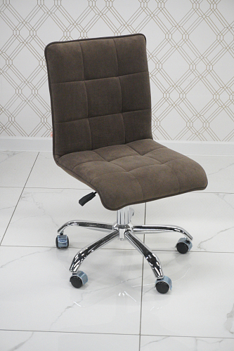 Компьютерное кресло Zero металлик 36 из шоурума 4