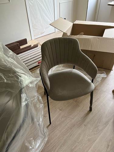 Стул на металлокаркасе Инклес дымчатый / черный глянец фото покупателя 27