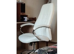 Компьютерное кресло Aragon белое фото покупателя 232