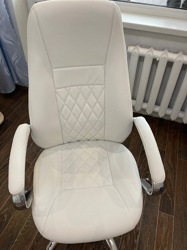 Компьютерное кресло Aragon белое фото покупателя 284