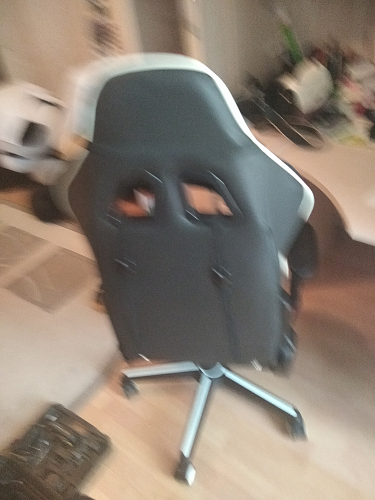 Компьютерное кресло Racer черное / бежевое фото покупателя 121