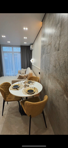 Стеклянный стол Tulip 90 white фото покупателя 31