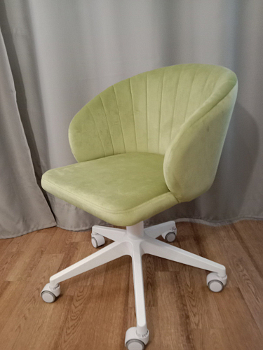 Компьютерное кресло Пард экокожа белый фото покупателя 254