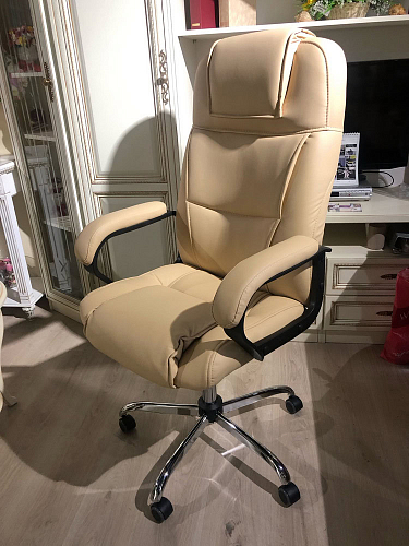 Компьютерное кресло Bergamo велюр бежевое фото покупателя 3