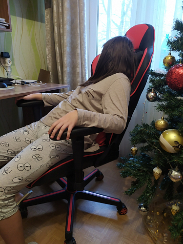 Компьютерное кресло Racer черное / бежевое фото покупателя 157