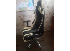 Компьютерное кресло Kano 1 red / black фото покупателя 149