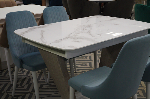 Стул на металлокаркасе Kora green / black из шоурума 8