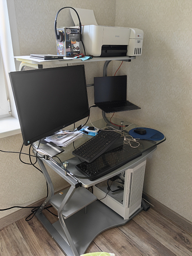 Компьютерный стол Roni black фото покупателя 2