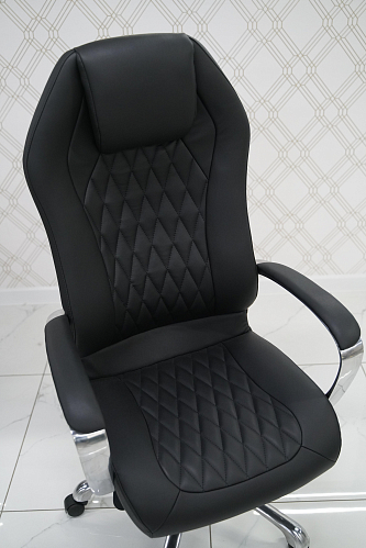 Компьютерное кресло Damian black из шоурума 4